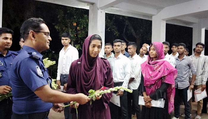 সাতক্ষীরায় কনস্টেবল পদে মেধাবী, দক্ষ ও যোগ্যরা মনোনীত হয়েছেন- এস পি মনিরুল ইসলাম